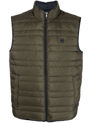 Michael Kors logo-plaque quilted gilet - Green
