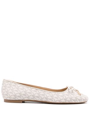 Michael Michael Kors monogram-pattern ballerina shoes - 150 NEUTRALS