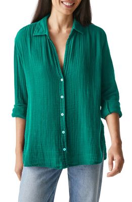 Michael Stars Leo High-Low Cotton Gauze Button-Up Shirt in Kelly