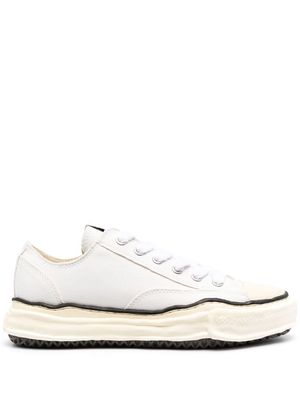 Miharayasuhiro Modified lace-up low-top sneakers - White