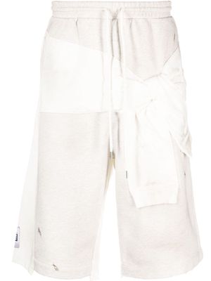 Miharayasuhiro Modified layered-detail bermuda shorts - White