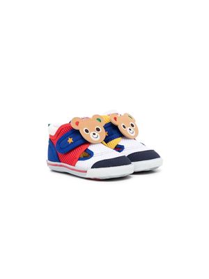 Miki House Teddy embellished touch-strap sneakers - White