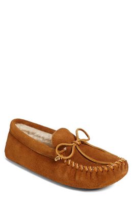 Minnetonka Softsole Slipper with Faux Fur Lining in Brown Suede
