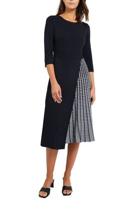 Misook Contrast Panel Knit Dress in Black/White