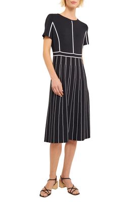 Misook Contrast Stripe Sweater Dress in Black/White