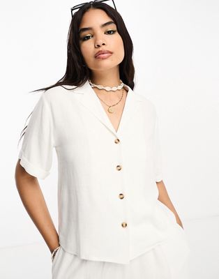 Miss Selfridge linen blend chuck on resort shirt in white - part of a set