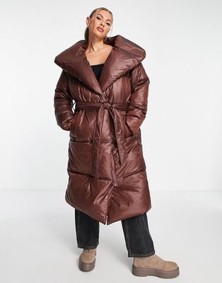 Missguided duvet coat in chocolate-Brown