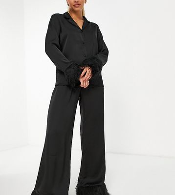 Missguided faux fur trim pajama set in black