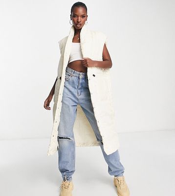 Missguided longline puffer vest in cream-White
