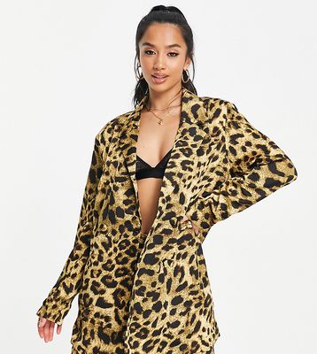 Missguided Petite boxy oversized blazer in leopard print - part of a set-Multi