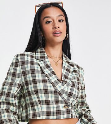 Missguided Petite cropped blazer in check - part of a set-Multi