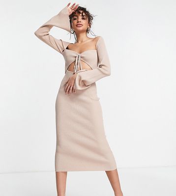 Missguided Petite ruched cut out knitted midaxi dress in camel-Neutral
