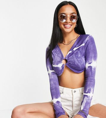 Missguided Petite slinky tie dye crop top with ring detail in purple - part of a set-Blue