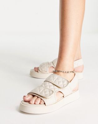 Missguided Quilted Grandad sandals in cream-White