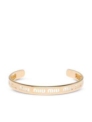 Miu Miu laser-cut logo cuff bracelet - Gold