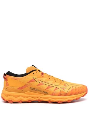Mizuno Wave Daichi 7 GTX trail sneakers - Orange