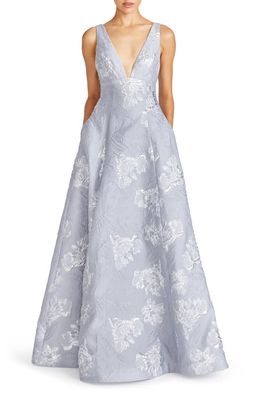 ML Monique Lhuillier Madeline Jacquard Gown in Silver