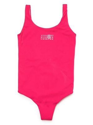 MM6 Maison Margiela Kids numbers-motif U-back swimsuit - Pink