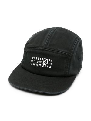 MM6 Maison Margiela Kids numbers-print cotton baseball cap - Black