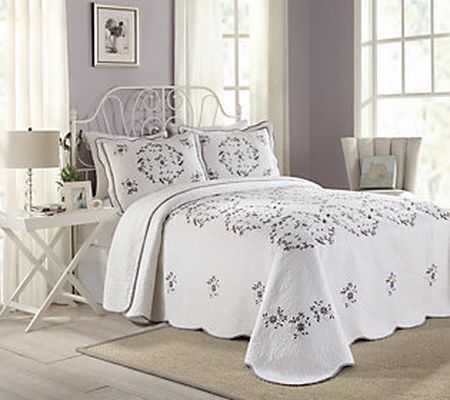 Modern Heirloom Gwen Queen Bedspread