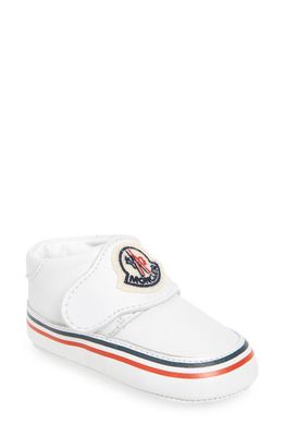 Moncler Bebé Crib Shoe in White