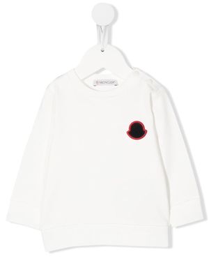 Moncler Enfant chest logo-patch sweatshirt - White
