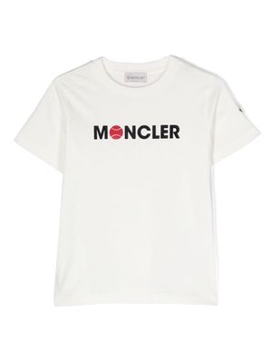 Moncler Enfant flocked-logo T-shirt - White