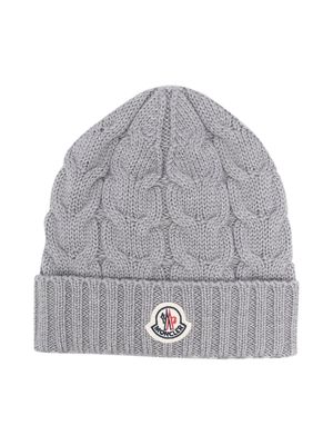 Moncler Enfant knitted logo-patch beanie - Grey