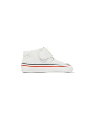 Moncler Enfant logo-appliqué leather pre-walkers - White