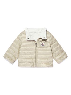 Moncler Enfant logo-appliqué padded jacket - Neutrals