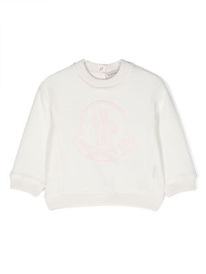 Moncler Enfant logo-embroidered crew-neck jumper - White