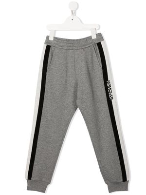 Moncler Enfant logo intarsia-knit track pants - Grey