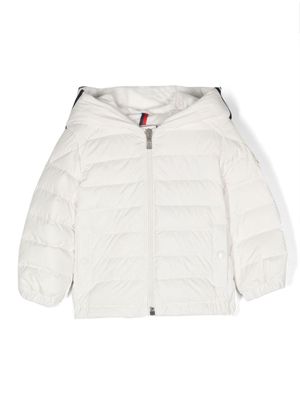 Moncler Enfant logo-lettering padded jacket - White