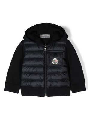 Moncler Enfant logo-patch hooded down jacket - Blue