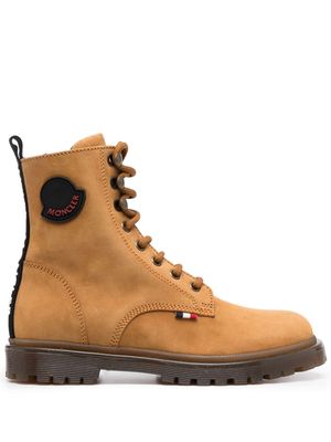 Moncler Enfant logo-patch leather boots - Brown