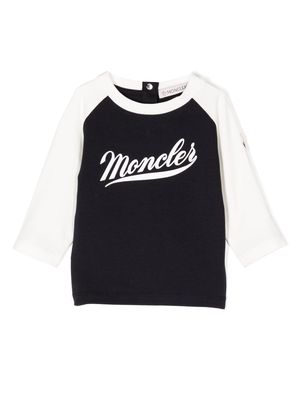 Moncler Enfant logo-print raglan-sleeve T-shirt - White