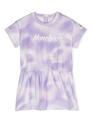 Moncler Enfant logo-print tie-dye dress - Purple