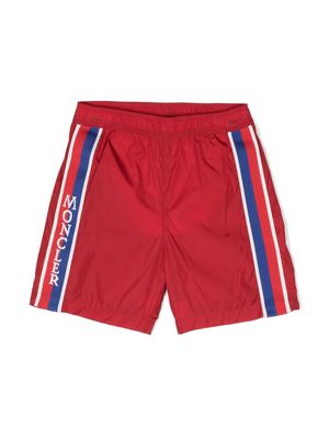 Moncler Enfant logo-stripe swim shorts - Red