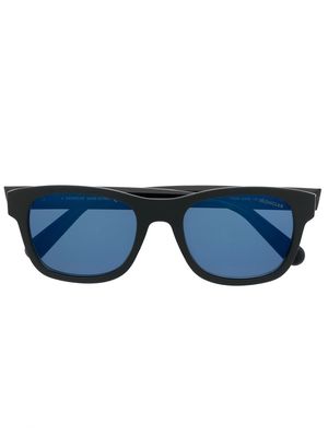 Moncler Eyewear square tinted sunglasses - Blue