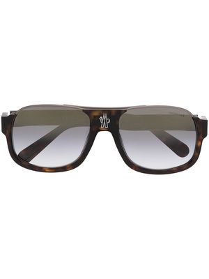 Moncler Eyewear square tinted sunglasses - Brown