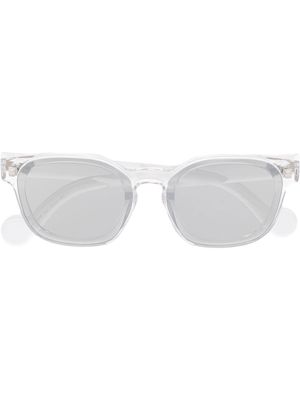 Moncler Eyewear tinted logo-plaque sunglasses - White