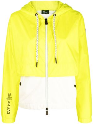 Moncler Grenoble Day-Namic two-tone windbreaker jacket - Yellow