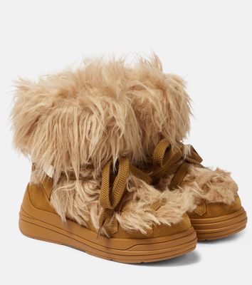 Moncler Insolux suede snow boots