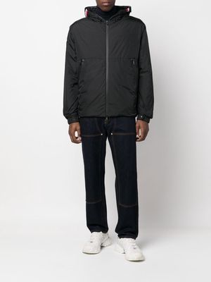 Moncler logo-patch sleeve hooded jacket - Black