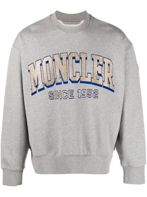 Moncler logo-print crew-neck jumper - Grey