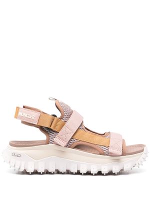 Moncler Trailgrip Vela sandals - Pink
