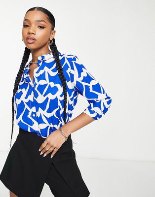 Monki blouse in blue abstract print