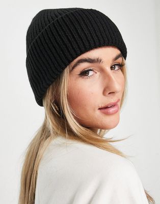 Monki knit beanie hat in black