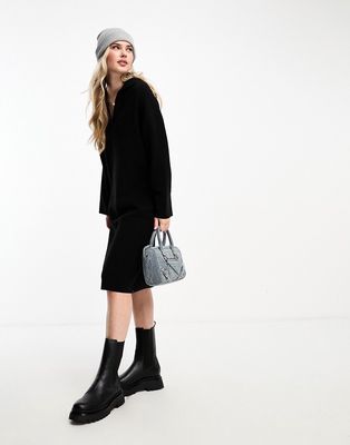 Monki long sleeve knitted midi dress with polo collar in black