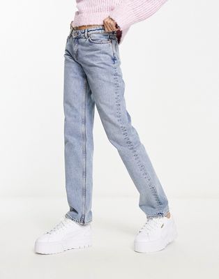 Monki Moop low rise straight leg jeans in mid blue